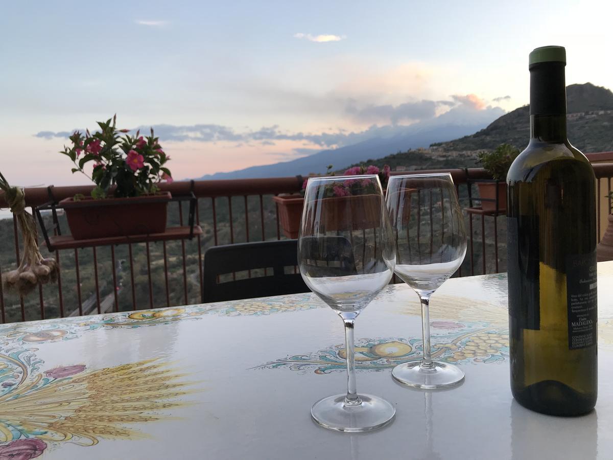 B&B Casa Margherita ตาออร์มินา ภายนอก รูปภาพ