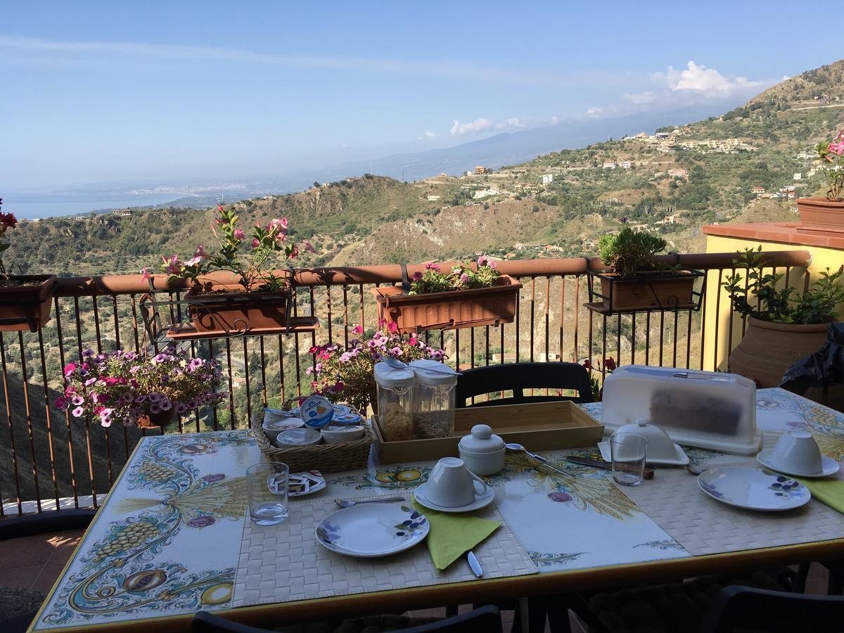 B&B Casa Margherita ตาออร์มินา ภายนอก รูปภาพ
